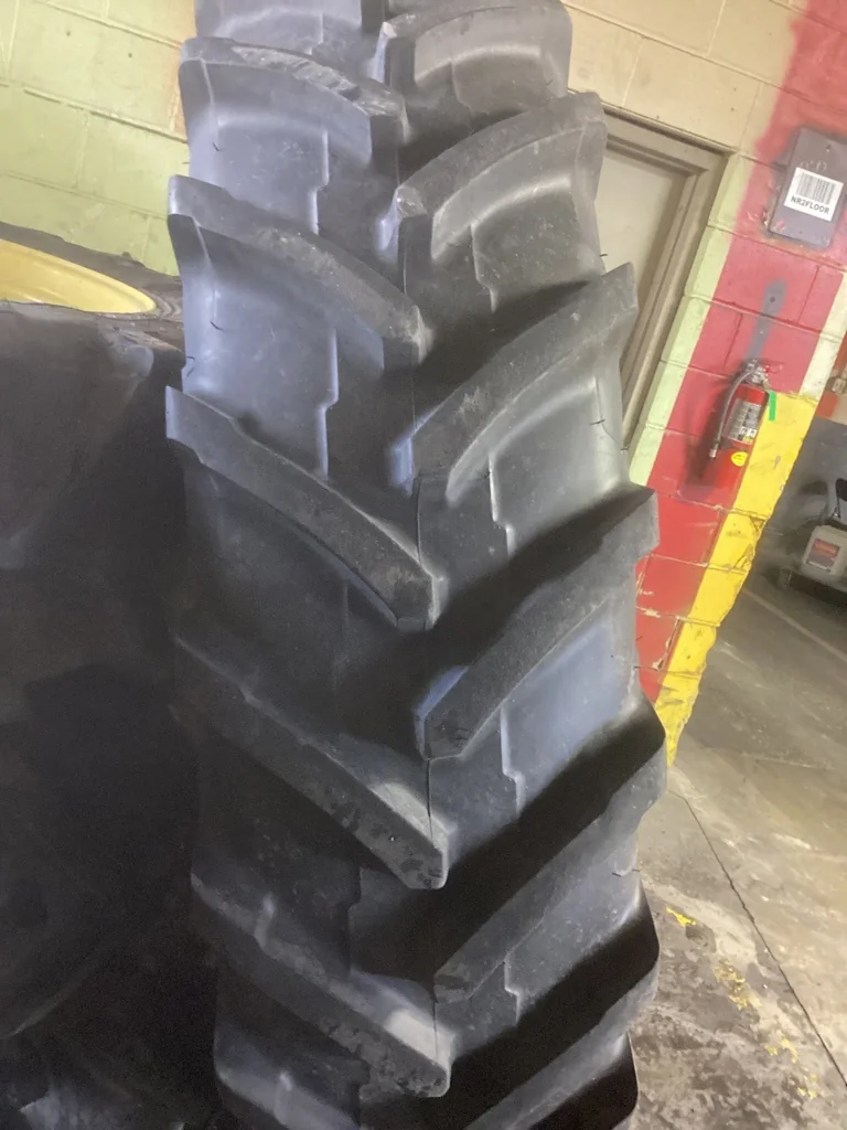 Used 480/80R50 159A8 Michelin Agribib 2 TL R-1W 70-75% On 15 x 50 12-32.047-30.078 R&R Yellow Wheel image 2