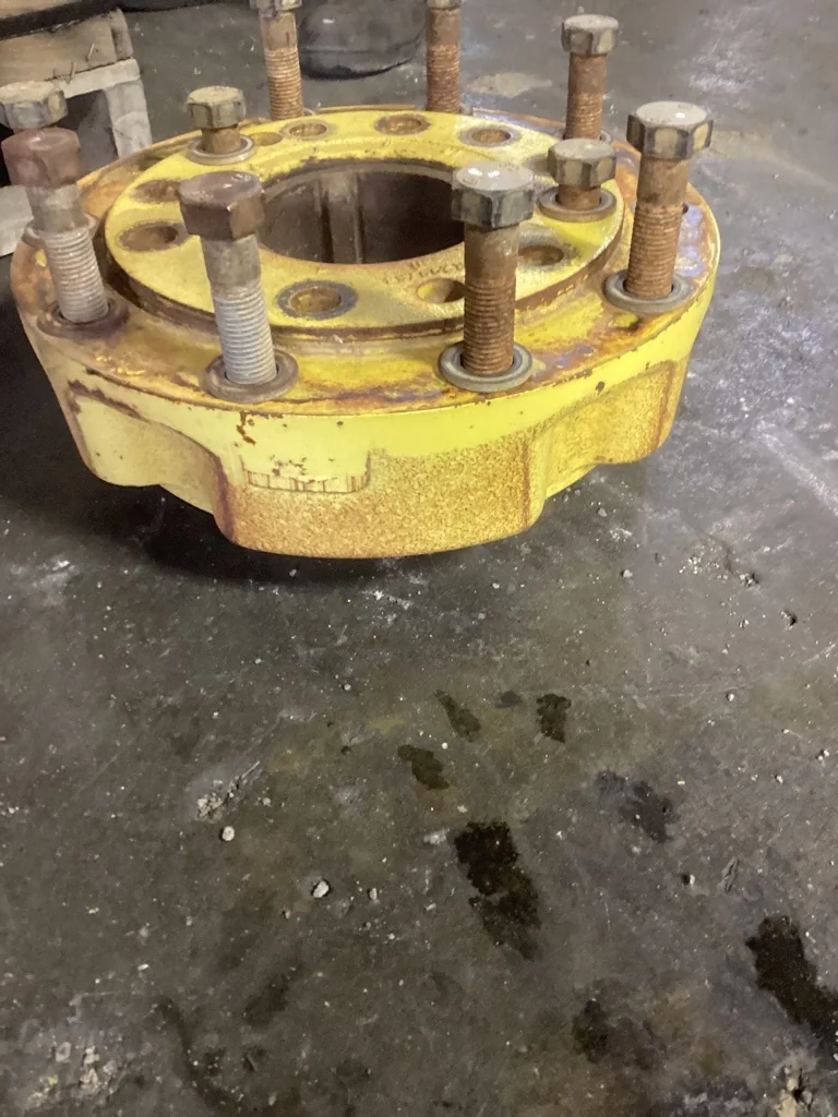 Used Hub 120 MM Keyed 10-13.19-11.07 Yellow image 3