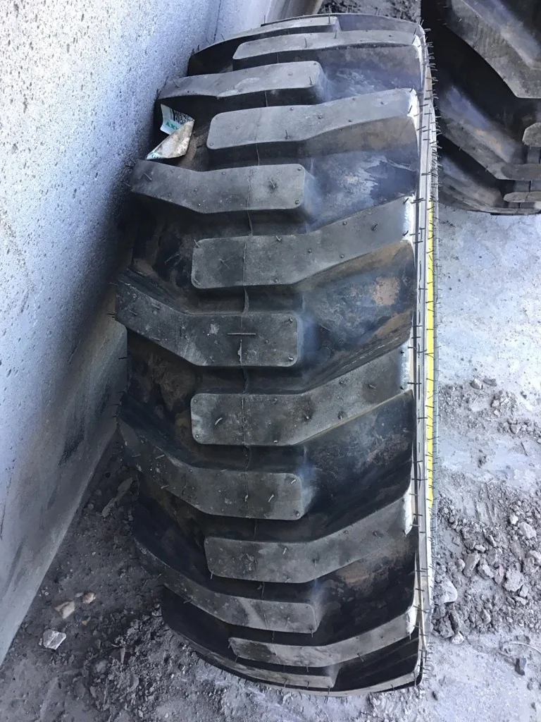 Take-Off 260/70-16.5 6PLY Galaxy XD2010 TL R-4 95-100% On 8.25 x 16.5 (6-6-4.62) Implement wheel image 3