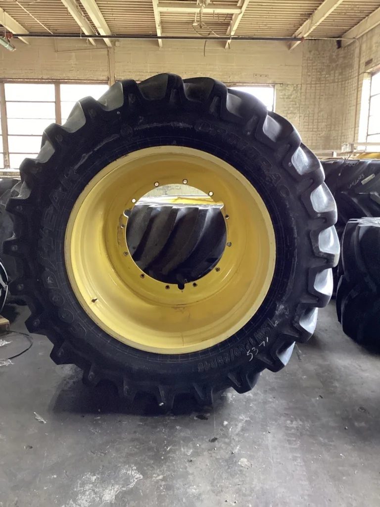Used LSW 1250/35R46 195D Goodyear Optitrac TL R-1W 80-85% On 44 x 46 12-32.047-30.078 Tractor Wheel