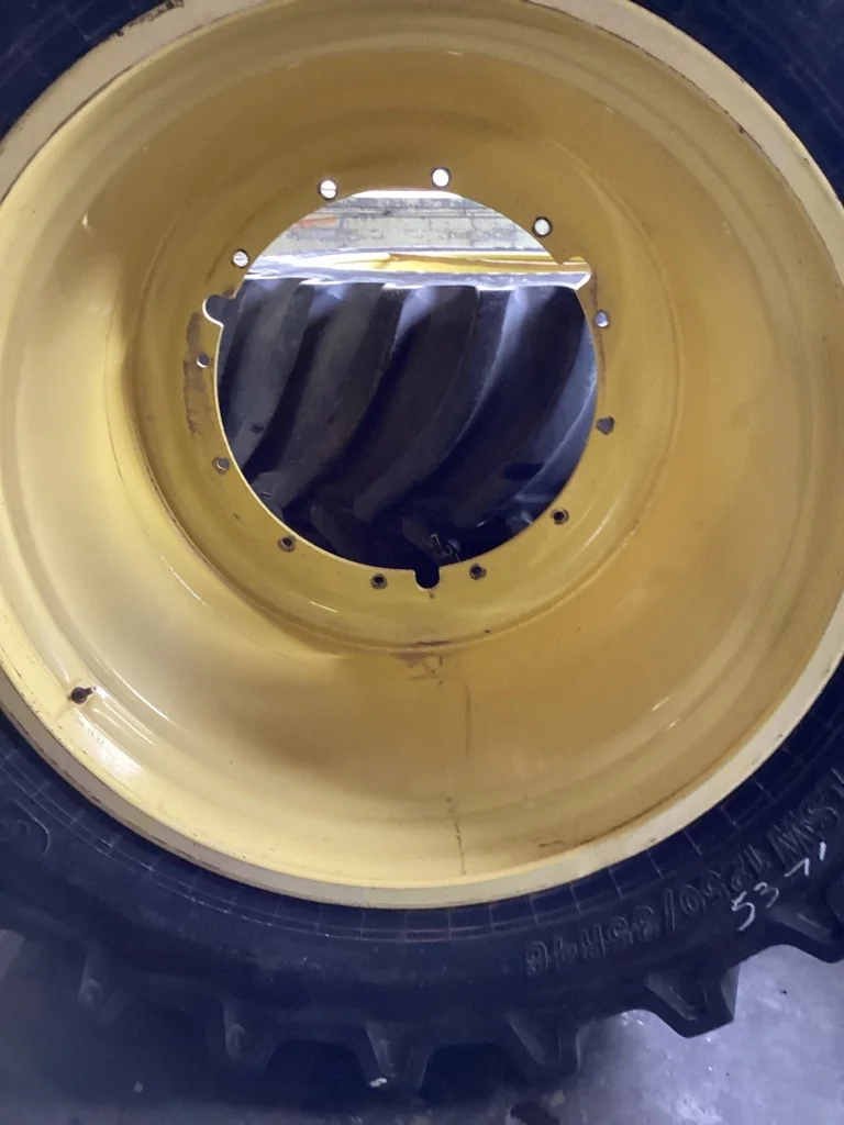 Used LSW 1250/35R46 195D Goodyear Optitrac TL R-1W 80-85% On 44 x 46 12-32.047-30.078 Tractor Wheel image 2