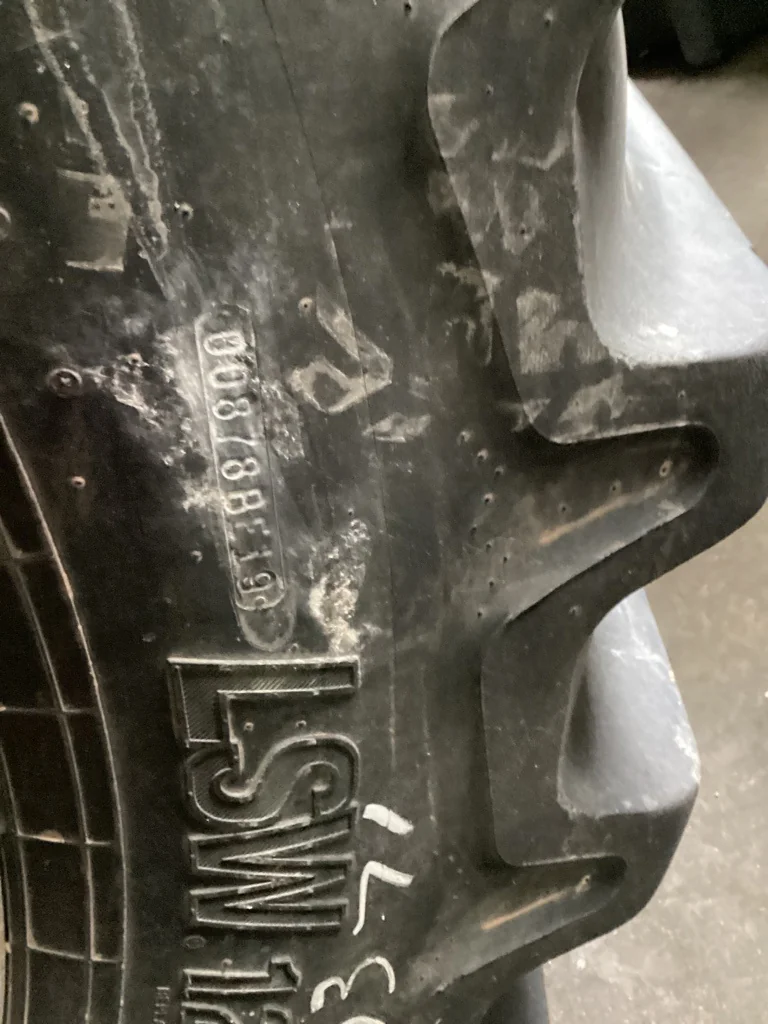 Used LSW 1250/35R46 195D Goodyear Optitrac TL R-1W 80-85% On 44 x 46 12-32.047-30.078 Tractor Wheel image 3