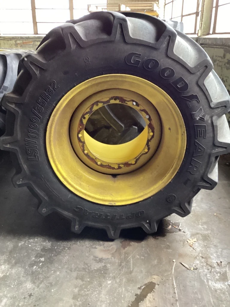 Used LSW 1100/35R32 175D Goodyear Optitrac TL R-1W 80-85%38 x 32 12-19.685-17651 Tractor Whl Yellow