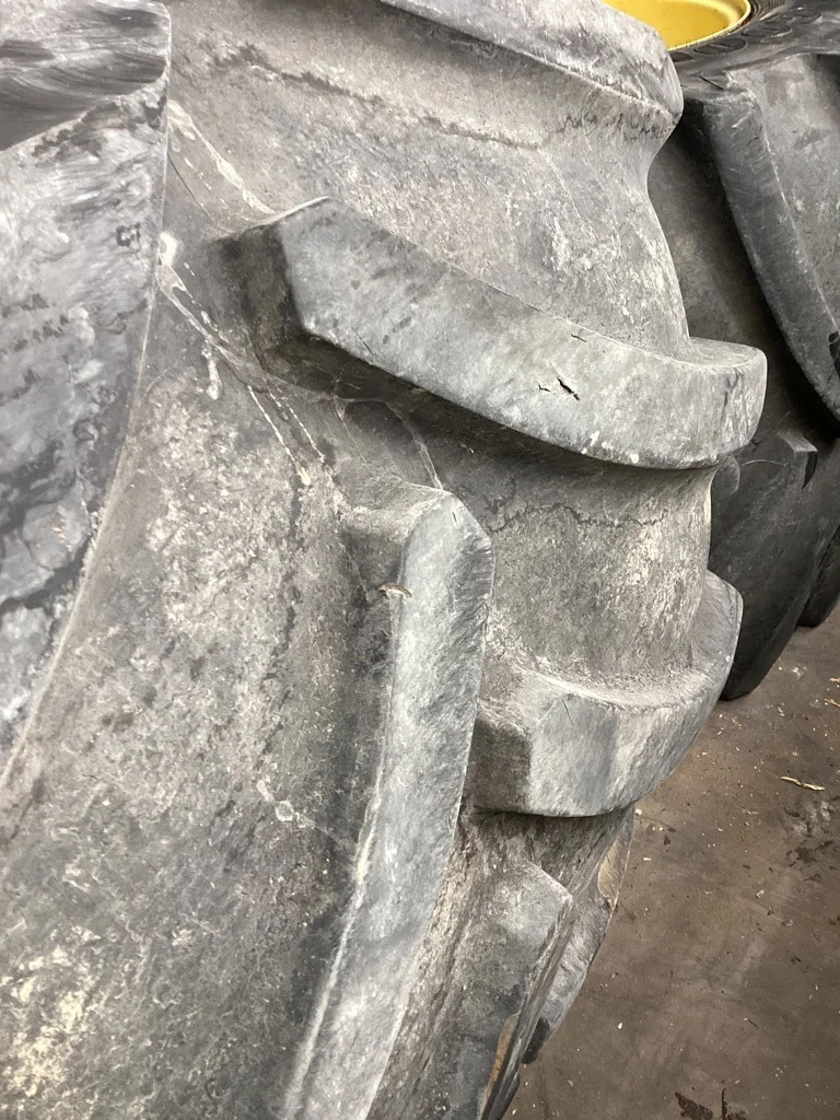 Used LSW 1100/35R32 175D Goodyear Optitrac TL R-1W 80-85%38 x 32 12-19.685-17651 Tractor Whl Yellow image 7