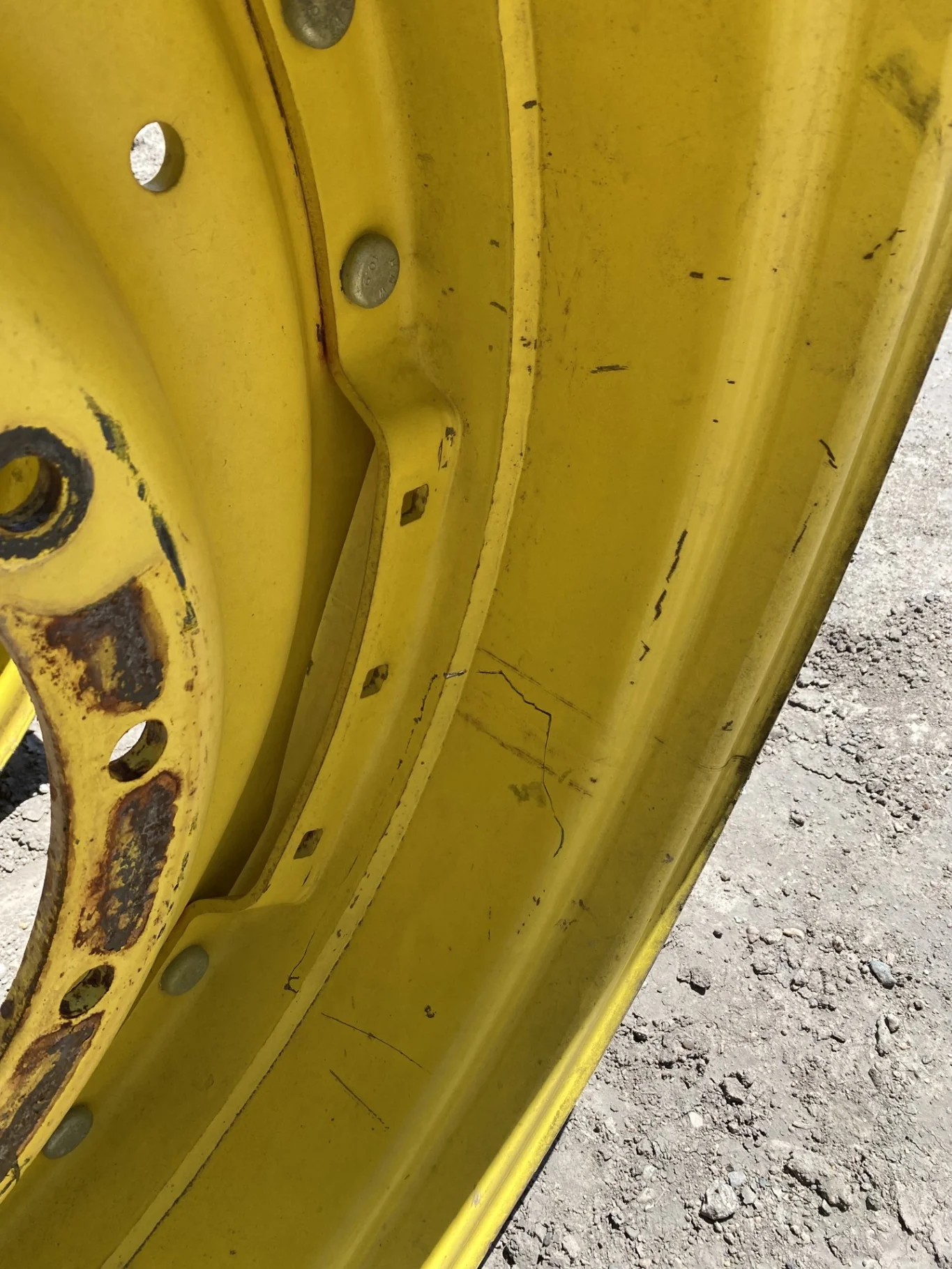 Used 12 x 38 Titan Waffle 3 Bolt/Disc (12-16.732-14.620) (Rust,Gashes,Faded Paint) image 3