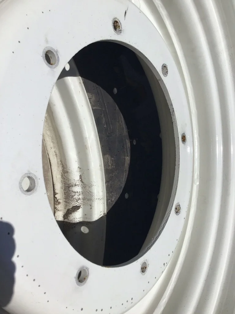 Used 320/85R34 133A8 Michelin Agribib2 TL R-1W 80-85% On 10 x 34 (8-15.995-14.281) R&R/Di image 5