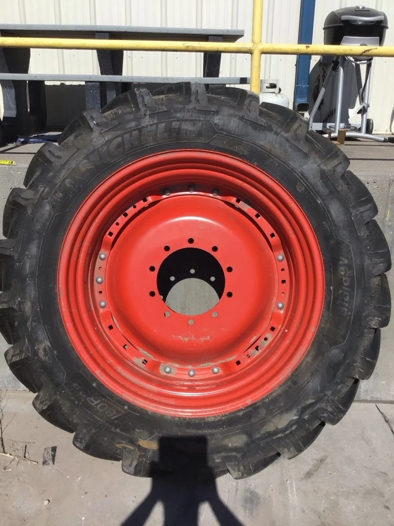 Used 380/80R38 142A8 Michelin Agribib TL R-1W 90-95% On 12 x 38 (10-13.19-11.07) Waffle 3 Bolt/Disc image 2