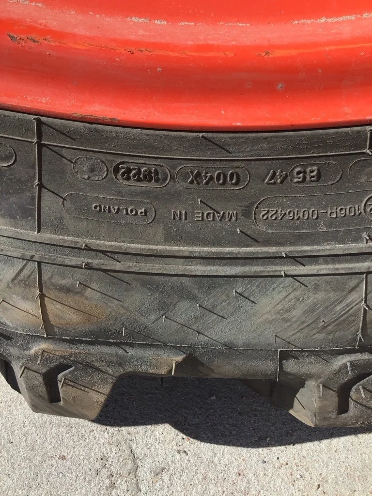 Used 380/80R38 142A8 Michelin Agribib TL R-1W 90-95% On 12 x 38 (10-13.19-11.07) Waffle 3 Bolt/Disc image 4