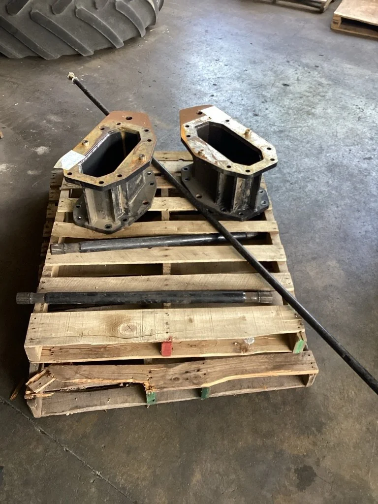 Used 10.5” Frame Extension Kit for Case 8250 Combine With 2 Axle Shafts 1 Truss Rod 4 nuts 2 washers