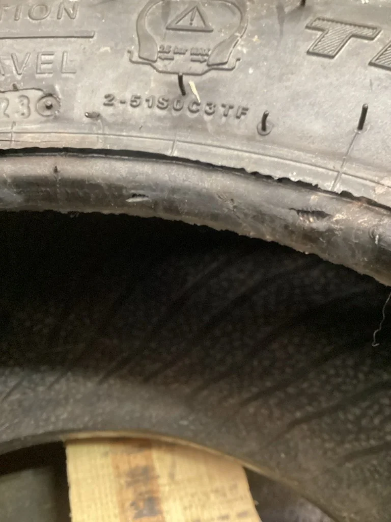 Take-Off 23X8.50-12SS 6PLY Carlisle Trac Chief TL R-4 95-100% (Slight cut in one of the beads) image 2