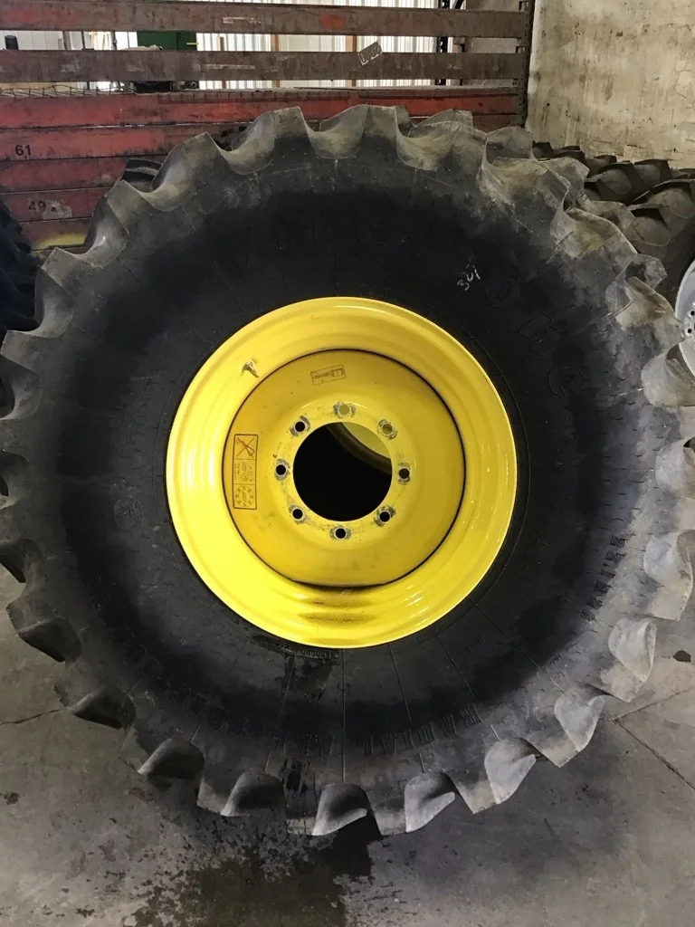 Take-Off 23.1R26 166B Firestone RAT 23 TL R-1 95-100% On 20x26 (8-10.82-8.78) Combine Wheel