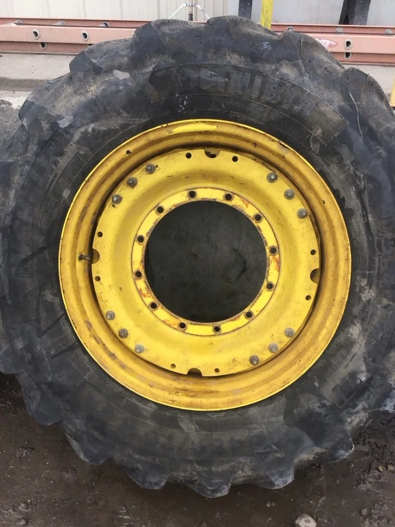 Used 480/70R34 143D Michelin Omnibib TL R-1W 70-75% On 15 x 34 (12-19.685-17.651) Waffle 3 Bolt/Disc image 3