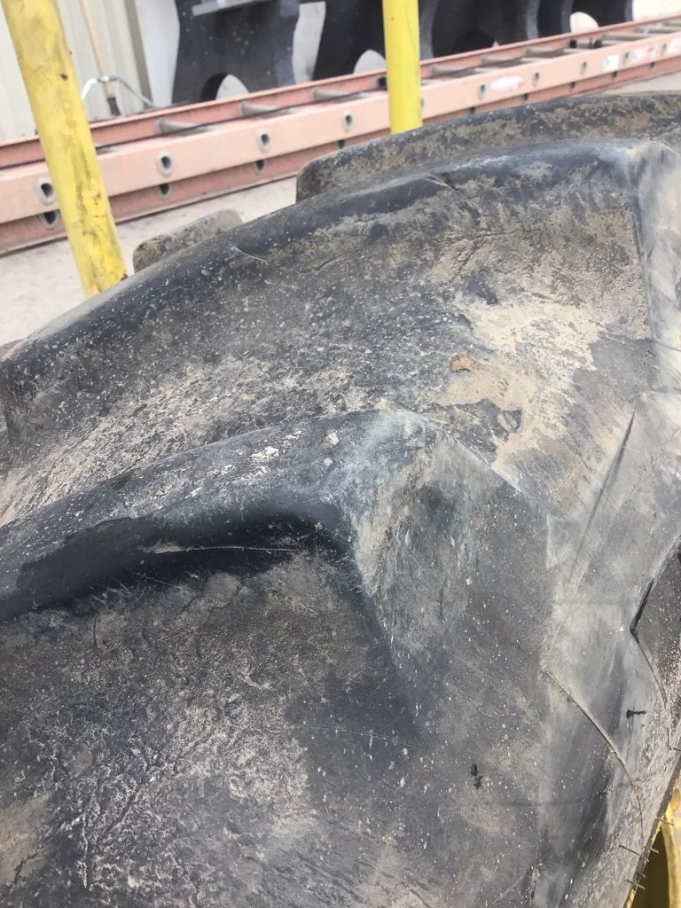 Used 480/70R34 143D Michelin Omnibib TL R-1W 70-75% On 15 x 34 (12-19.685-17.651) Waffle 3 Bolt/Disc image 6