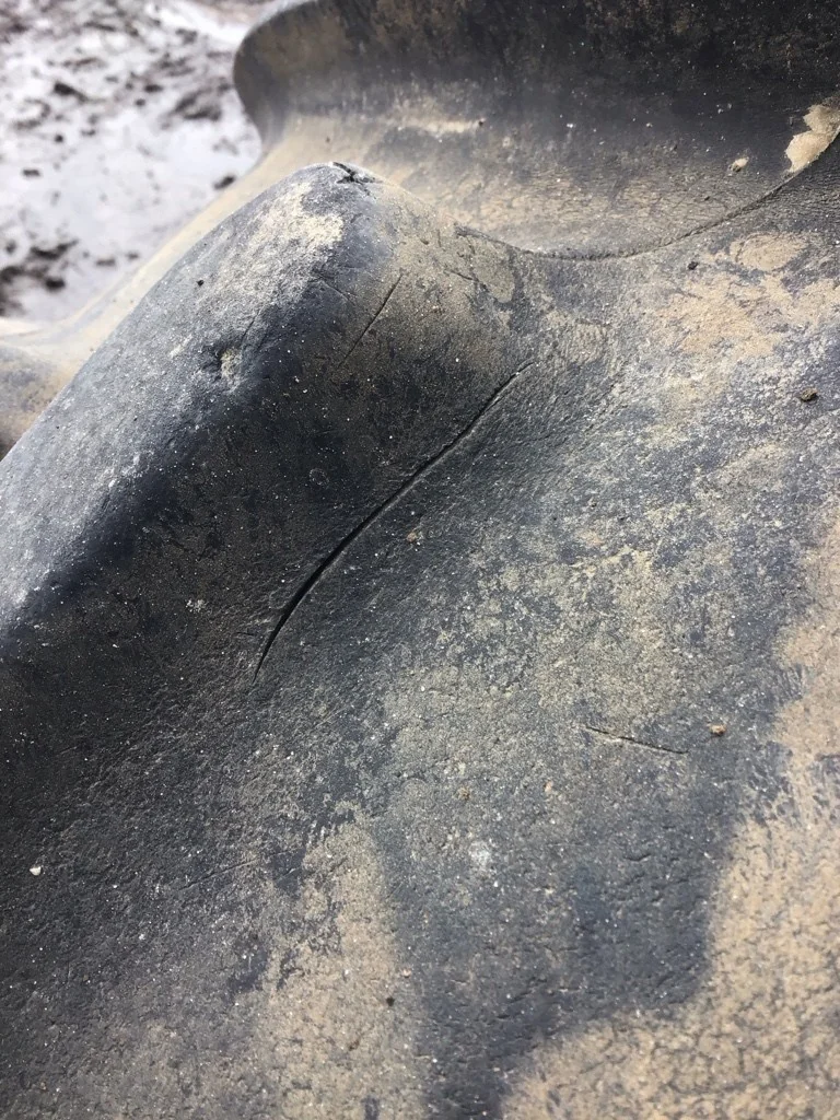 Used 480/70R34 143D Michelin Omnibib TL R-1W 70-75% On 15 x 34 (12-19.685-17.651) Waffle 3 Bolt/Disc image 8