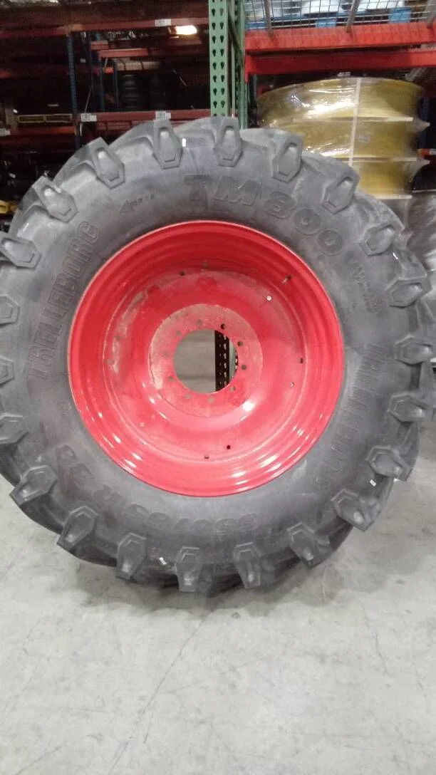 Take-Off 650/65R38 157D Trelleborg TM800 95-100% On 20 x 38 (10-13.19-11.07) Titan Solid Wheel