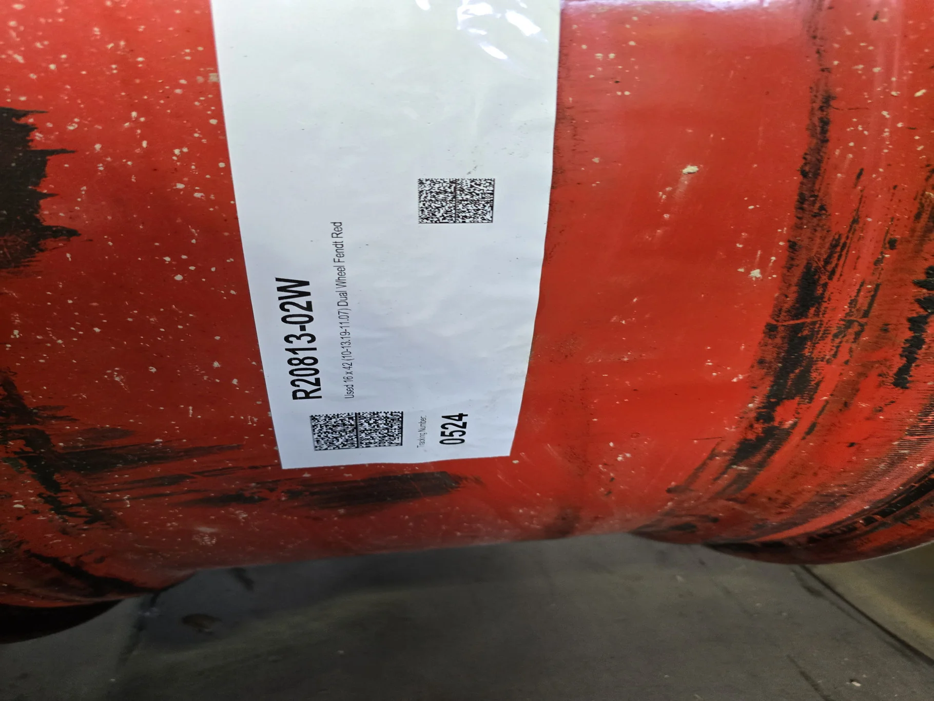 Used 16 x 42 (10-13.19-11.07) Dual Wheel Fendt Red image 3