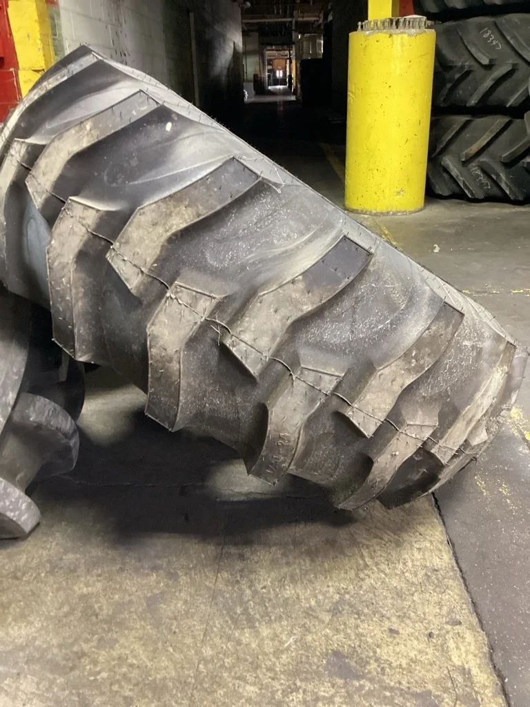 Take-Off 17.5-24 8 PLY Titan Industrial Tractor Lug TL R-4 95-100% On 15 x 24 (6-6.93-5.325) Solid image 3