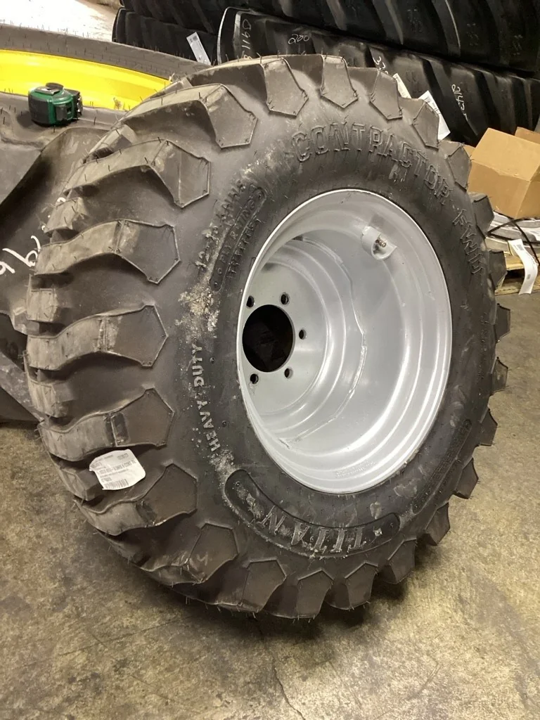 Take-Off 12-16.5 6PLY Titan Contractor FWD TL R-4 95-100% On 9.75 x 16.5 (6-6-4.62) Implement Wheel image 2