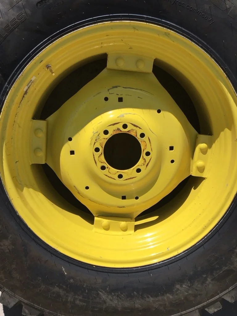 Take-Off 480/80R34 164A8 Nokian Hakkapeliitta TRI TL R-4 95-100% On 15 x 34 (8-8-6) 4/2 Clamp/Disc image 3