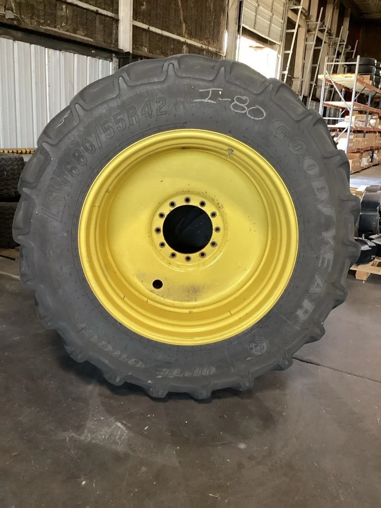 Used LSW680/55R42 171D Goodyear Optitorque TL R-1 90-95% On 23x42 (12-13.976-11.857-1) Sprayer Wheel