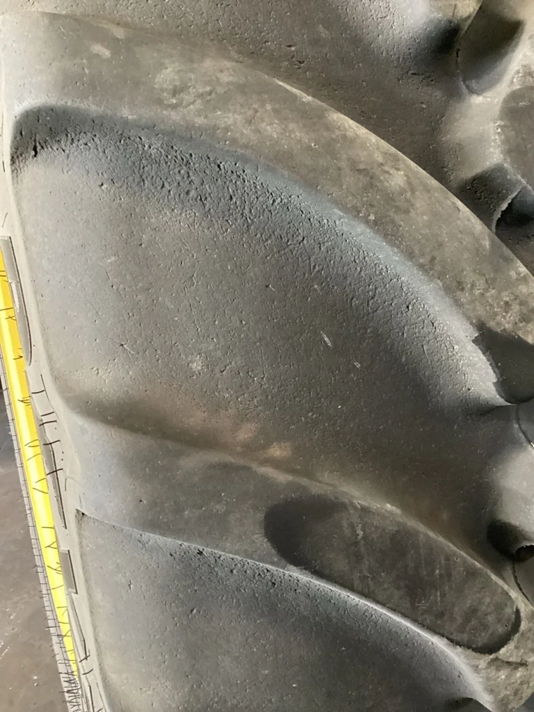 Used LSW680/55R42 171D Goodyear Optitorque TL R-1 90-95% On 23x42 (12-13.976-11.857-1) Sprayer Wheel image 3