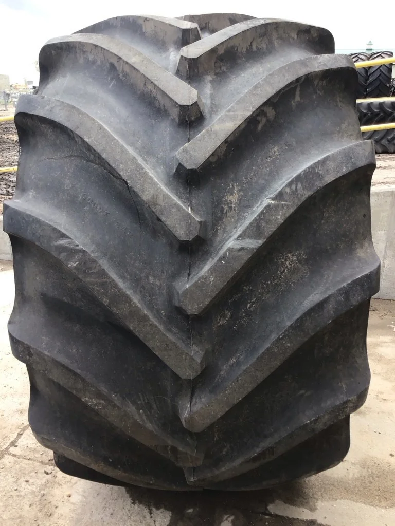 Used LSW 1250/35R46 202B Goodyear Custom Flo Grip TL R-2 80-85% On 44 x 46 (20-13.19-11.07) Combin image 3