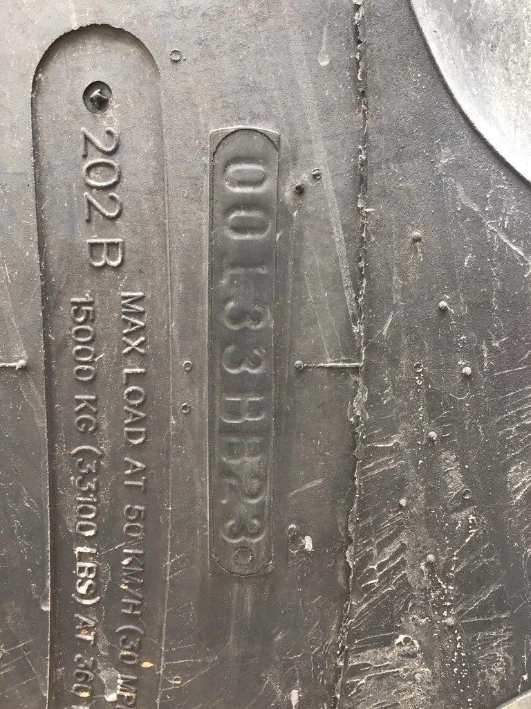 Used LSW 1250/35R46 202B Goodyear Custom Flo Grip TL R-2 80-85% On 44 x 46 (20-13.19-11.07) Combin image 4