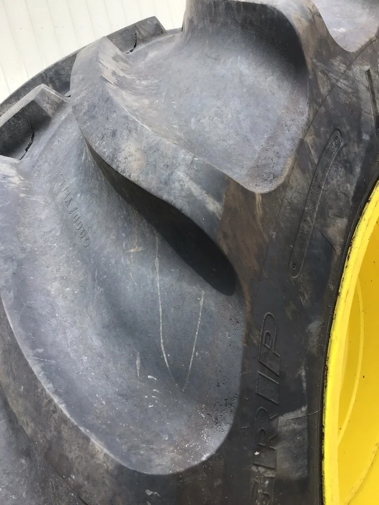 Used LSW 1250/35R46 202B Goodyear Custom Flo Grip TL R-2 80-85% On 44 x 46 (20-13.19-11.07) Combin image 8