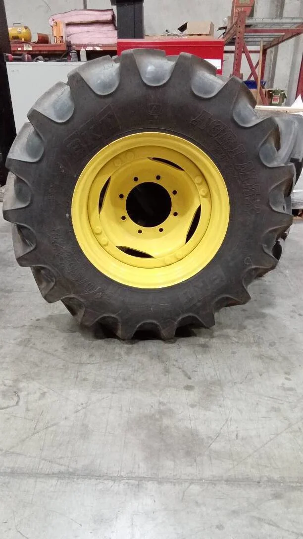 Take-Off 380/85R24 131B BKT Agrimax RT855 TL R-1W 95-100% On 12 x 24 (8-10.82-8.78) 4/2 Rail/Disc image 2