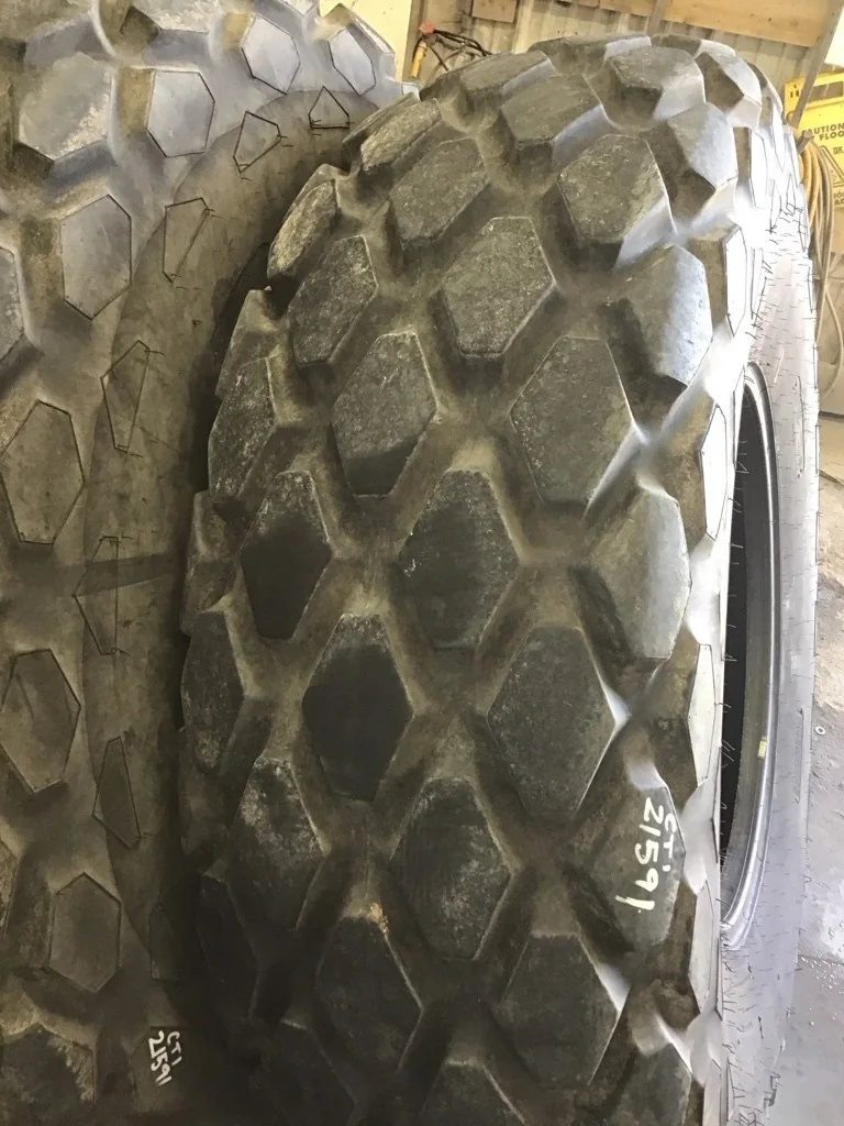 Used 24.5R32 159A8 Titan Torc-Trac TL R-3 80-85% (Mild cuts, Stubble) image 3