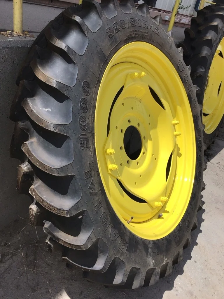 Take-Off 320/90R42 139A8 Firestone Radial 9000 TL R-1W 95-100% On 10 x 42 (8-10.82-8.78 4/2 Rail/Di image 2