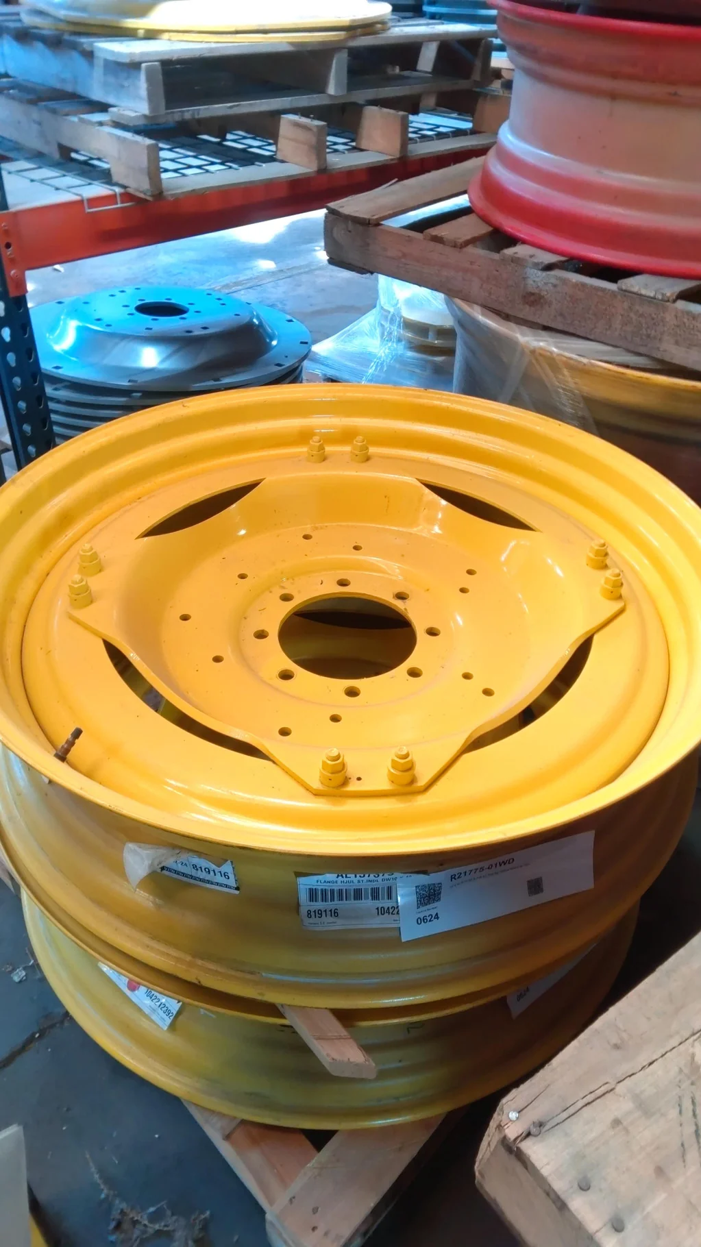 10 X 42 8-10.82-8.748 4/2 Rail Ag Yellow Wheel w/ Disc image 3