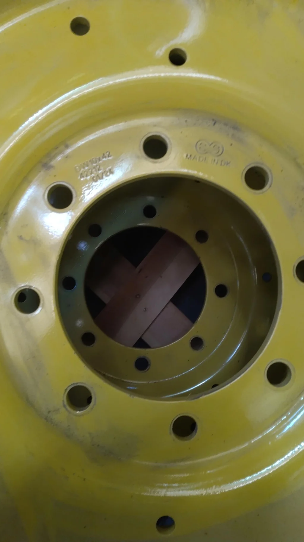 10 X 42 8-10.82-8.748 4/2 Rail Ag Yellow Wheel w/ Disc image 4