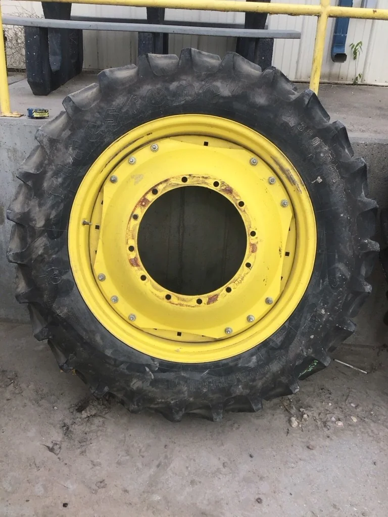 Used 380/80R38 142B Firestone RAT DT TL R-1W 70-75% On 12 x 38 (12-19.685-17.651) Waffle 3 Bolt/Disc