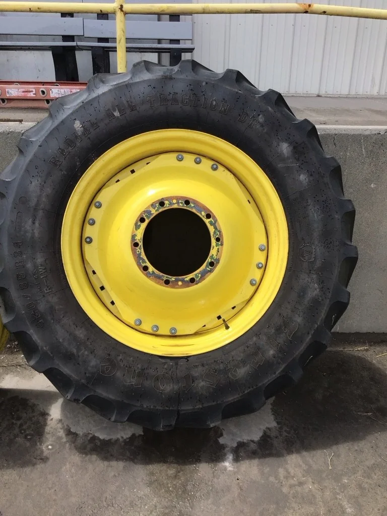 Used 420/85R34 147B Firestone RAT DT TL R-1W 70-75% On 15 x 34 (10-13.19-11.07) Waffle 3 bolt/Disc