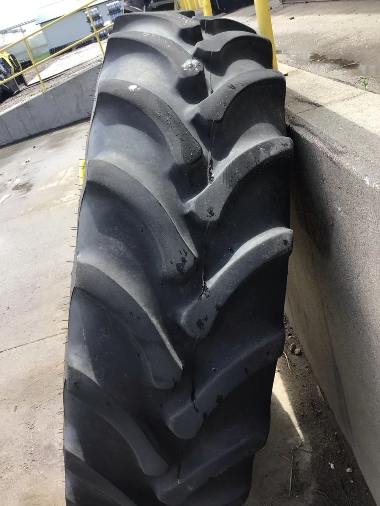 Used 420/85R34 147B Firestone RAT DT TL R-1W 70-75% On 15 x 34 (10-13.19-11.07) Waffle 3 bolt/Disc image 2