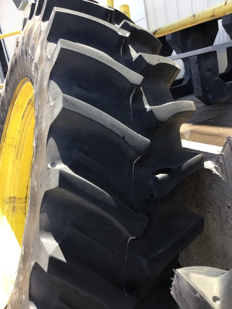 Take-Off 520/85R46 158B Firestone Deep Tread 23 TL R-1W 95-100% On 16 x 46 (12-32.047-30.078) R&R wh image 3