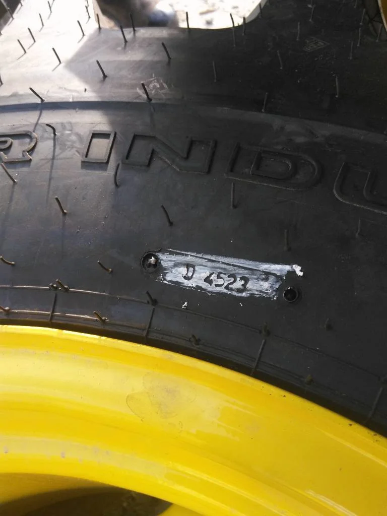 Take-Off 16.9-24 128A8 Galaxy Super Industrial Lug TL R-4 95-100% On 15 x 24 (8-8-6) Implement Wheel image 3