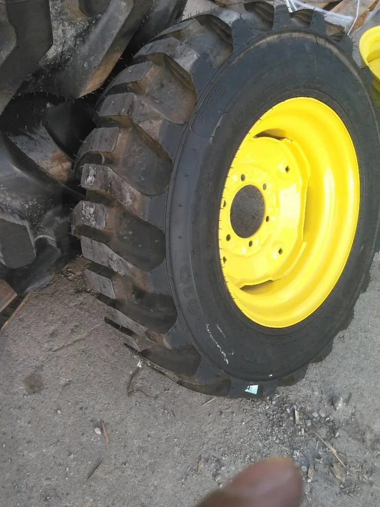 Take-Off 10-16.5 124A2 Galaxy XD2010 TL R-4 95-100% On 8.25 x 16.5 (6-6-4.62) Implement Wheel