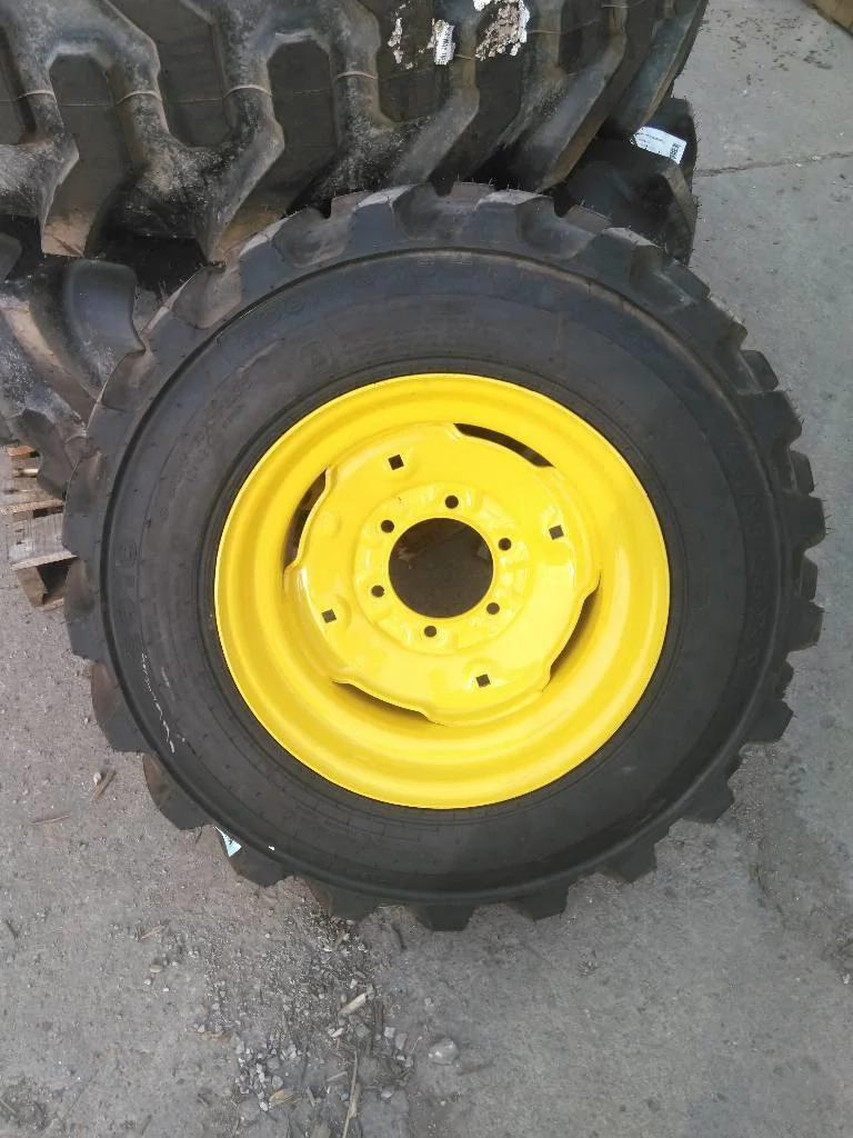 Take-Off 10-16.5 124A2 Galaxy XD2010 TL R-4 95-100% On 8.25 x 16.5 (6-6-4.62) Implement Wheel image 2