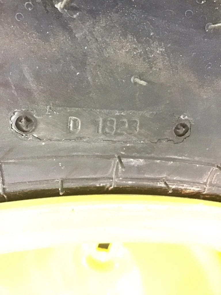 Take-Off 16.9-24IND 138A8 Galaxy Super Industrial Lug TL R-4 95-100% On 15 x 24 (8-8-6) Implement image 5