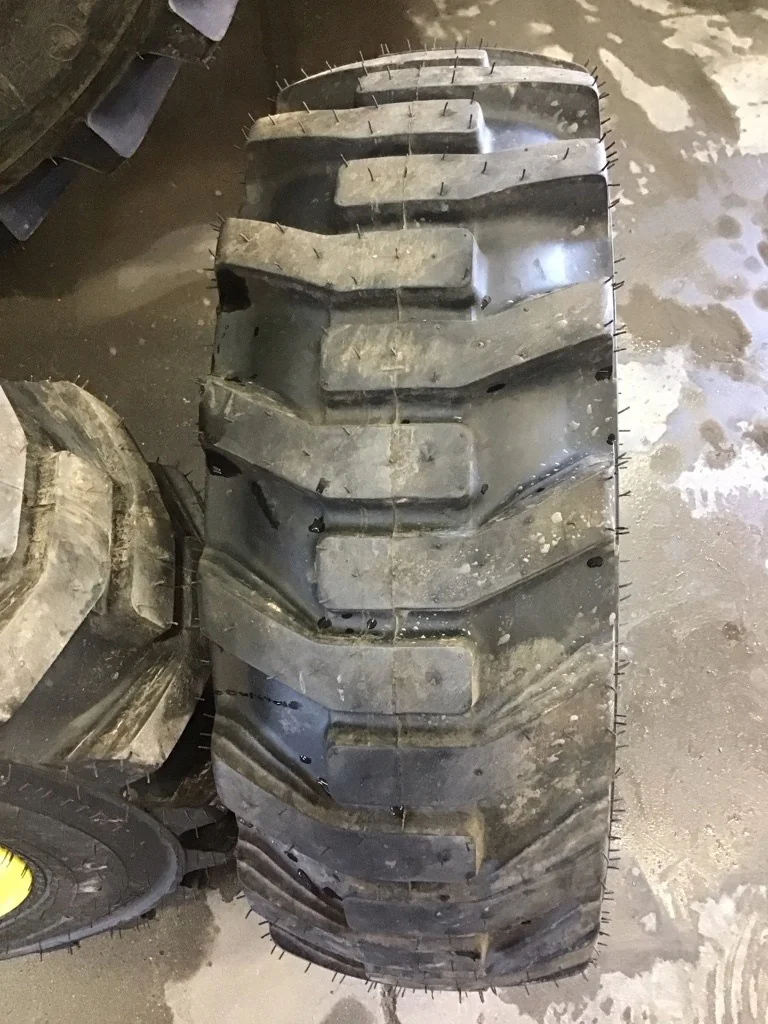 Take-Off 10-16.5 6Ply Galaxy XD 2010 TL R-4 95-100% On 8.25 x 16.5 (6-6-4.62) Implement Wheel image 3