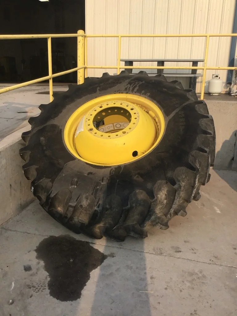 Used 650/85R38 173B Firestone Deep Tread 23 TL R-1W 90-95% On 23 x 38 20-13.19-11.07 JD X9 Dolly Dua
