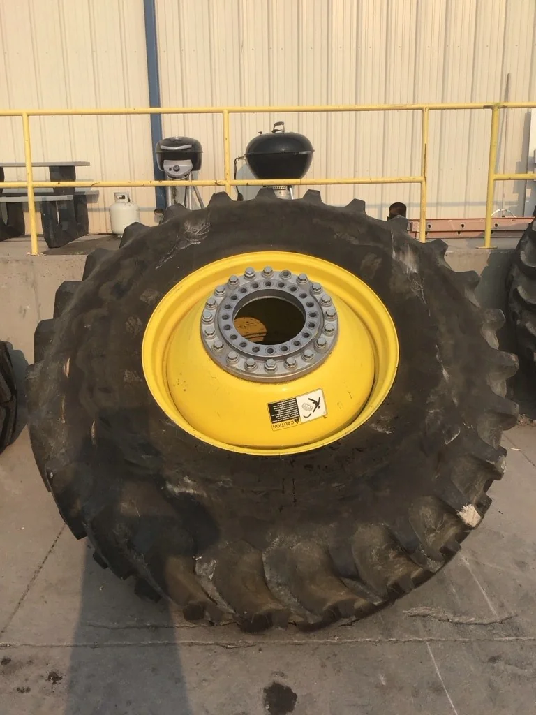 Used 650/85R38 173B Firestone Deep Tread 23 TL R-1W 90-95% On 23 x 38 20-13.19-11.07 JD X9 Dolly Dua image 3