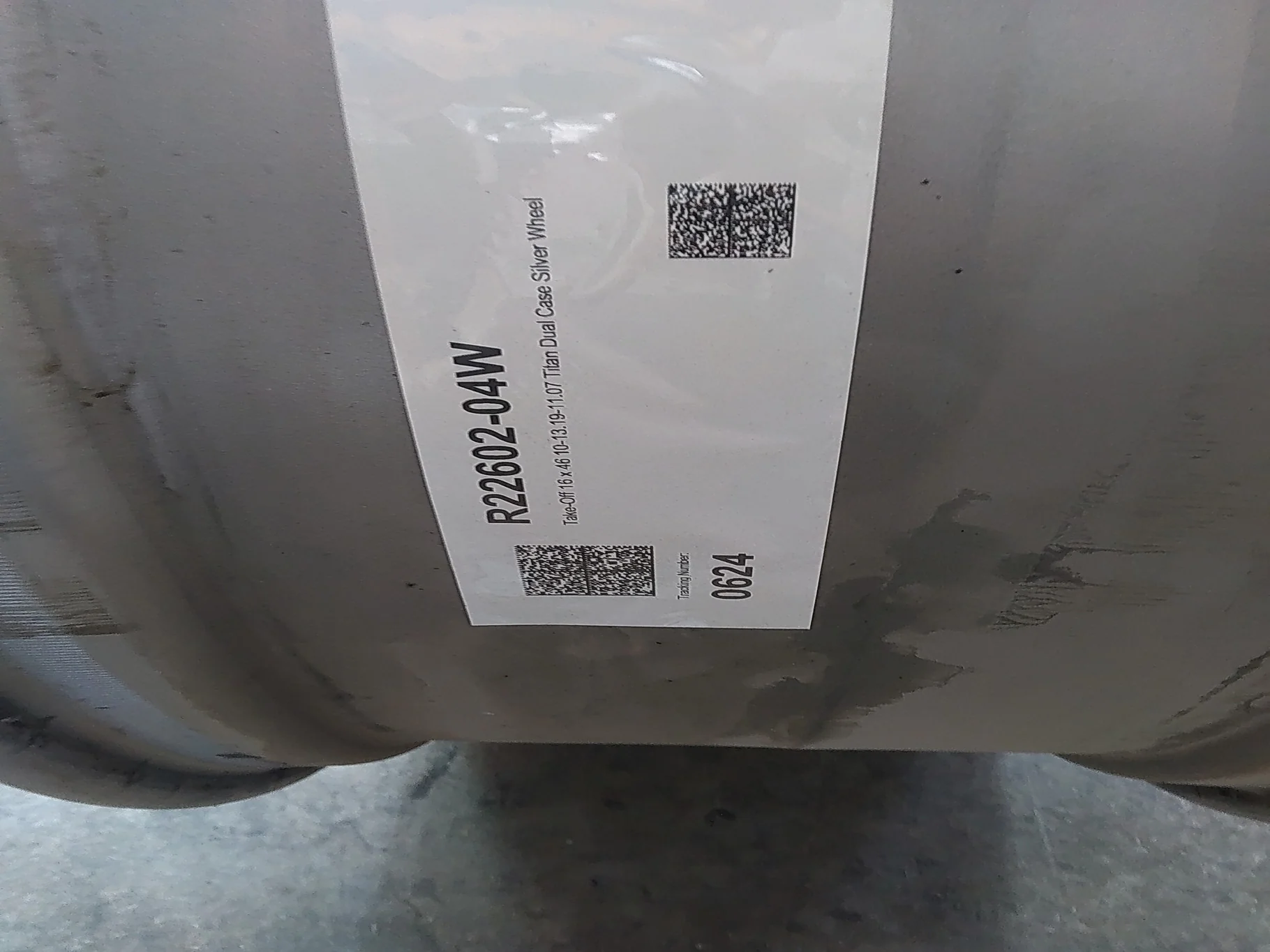 Take-Off 16 x 46 10-13.19-11.07 Titan Dual Case Silver Wheel image 9