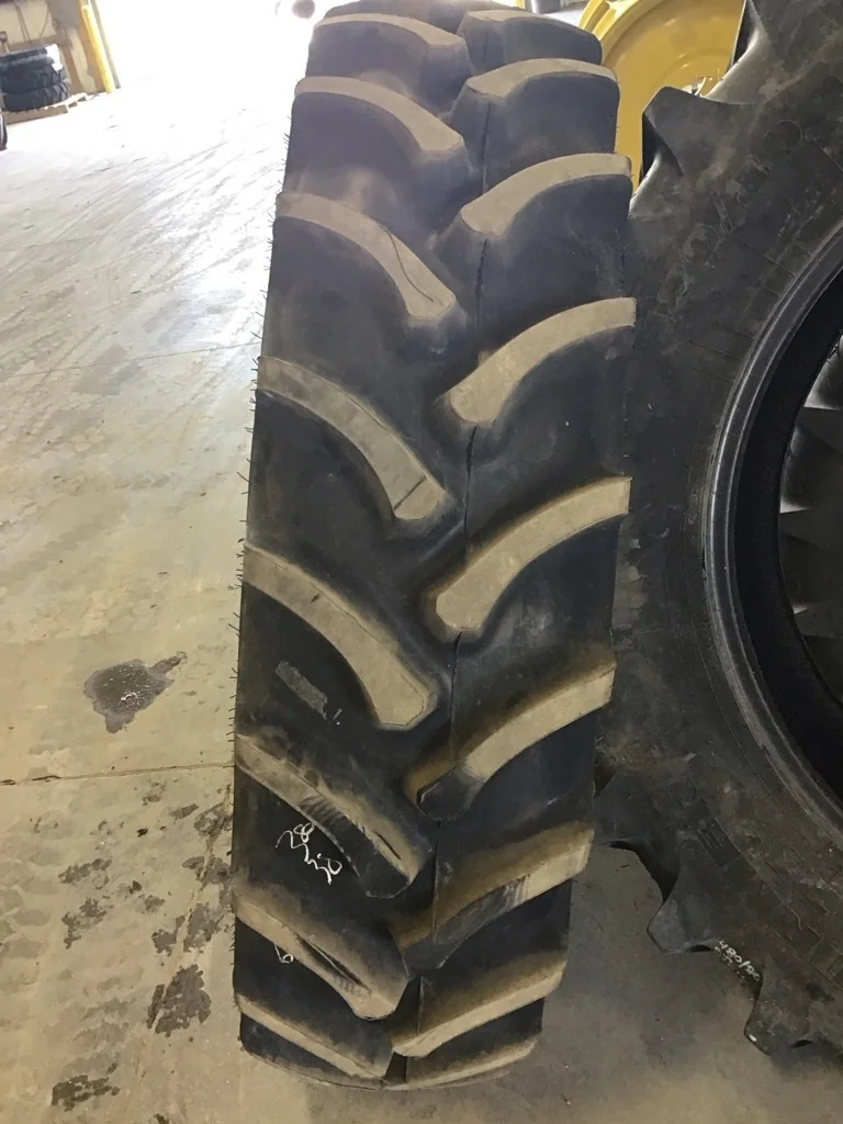Take-Off 380/80R38 142B Firestone RAT DT TL R-1W 95-100% On 12 x 38 (10-13.19-11.07) Waffle 3 Bolt image 7