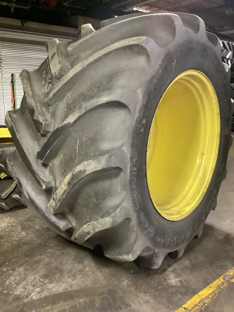 Used LSW1250/35R46 195B Goodyear Custom Flo Grip TL R-2 80-85% On 44x46 (10-13.19-11.07) Solid Wheel image 2