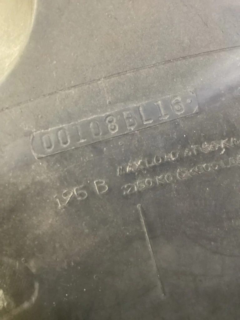 Used LSW1250/35R46 195B Goodyear Custom Flo Grip TL R-2 80-85% On 44x46 (10-13.19-11.07) Solid Wheel image 5