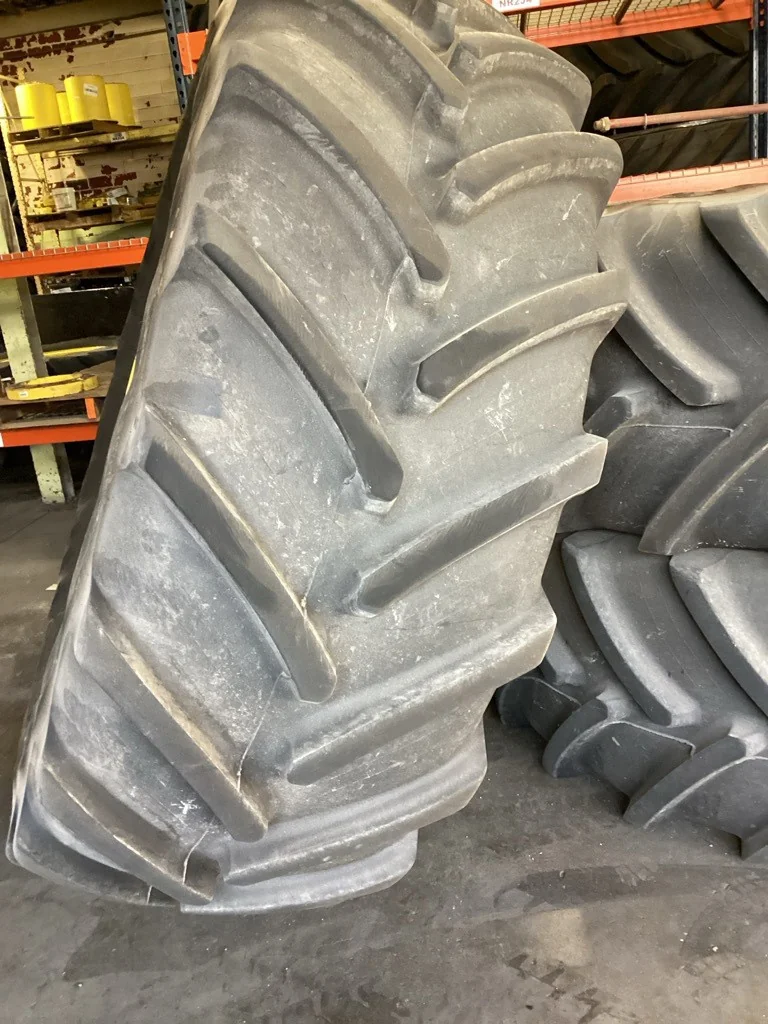 Refurb 710/70R42 168D Firestone Maxi Traction TL R-1W 90-95% On 23 x 42 10-13.19-11.07 Dual Wheel image 2