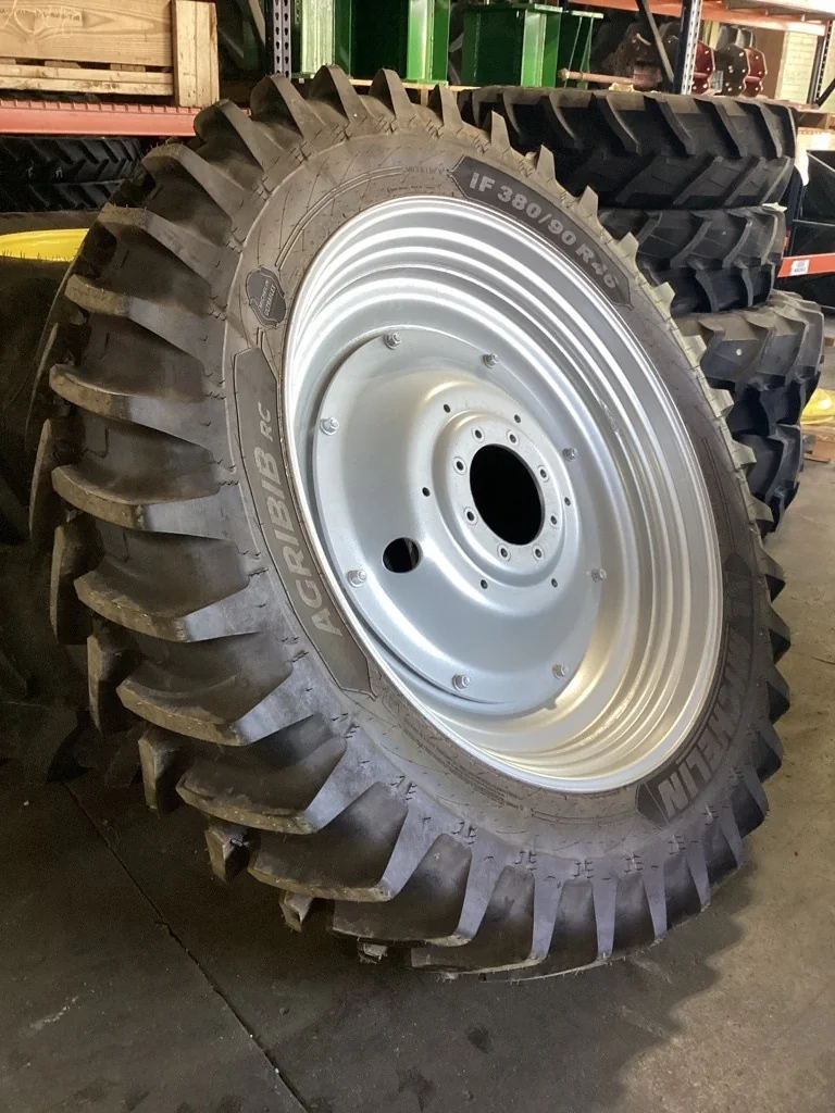 Take-Off IF380/90R46 165A8 Michelin Agribib RC TL R-1W 95-100% On 12 x 46 (8-10.82-8.78) Rim & Rail image 2